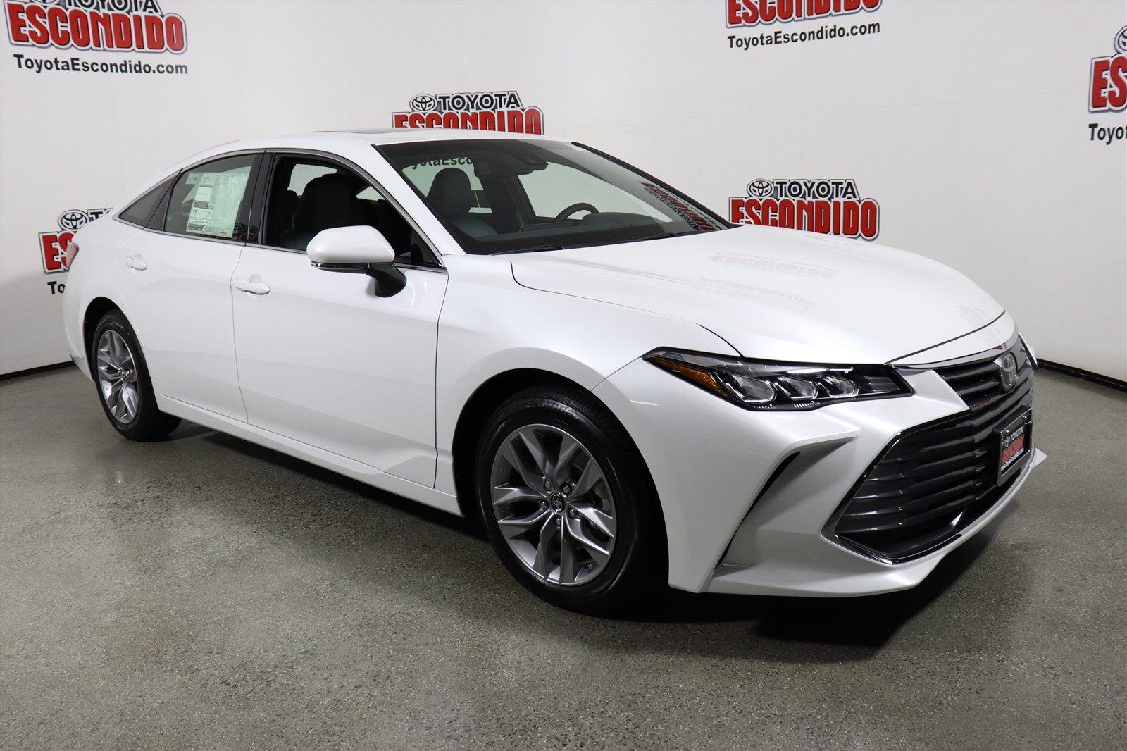 New 2019 Toyota Avalon XLE 4dr Car in Escondido #1019348 | Toyota Escondido