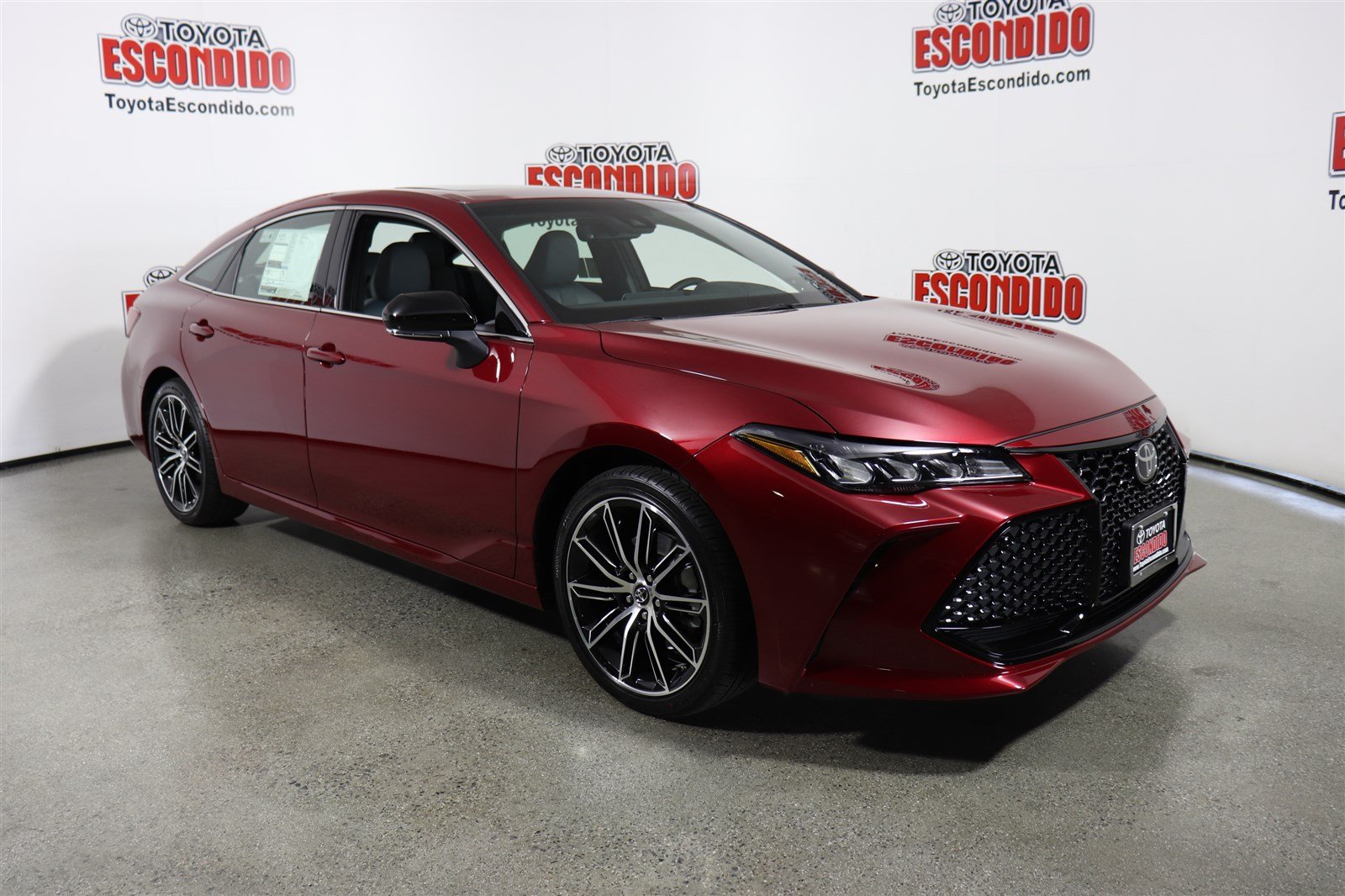 New 2019 Toyota Avalon XSE 4dr Car in Escondido #1019423 | Toyota Escondido