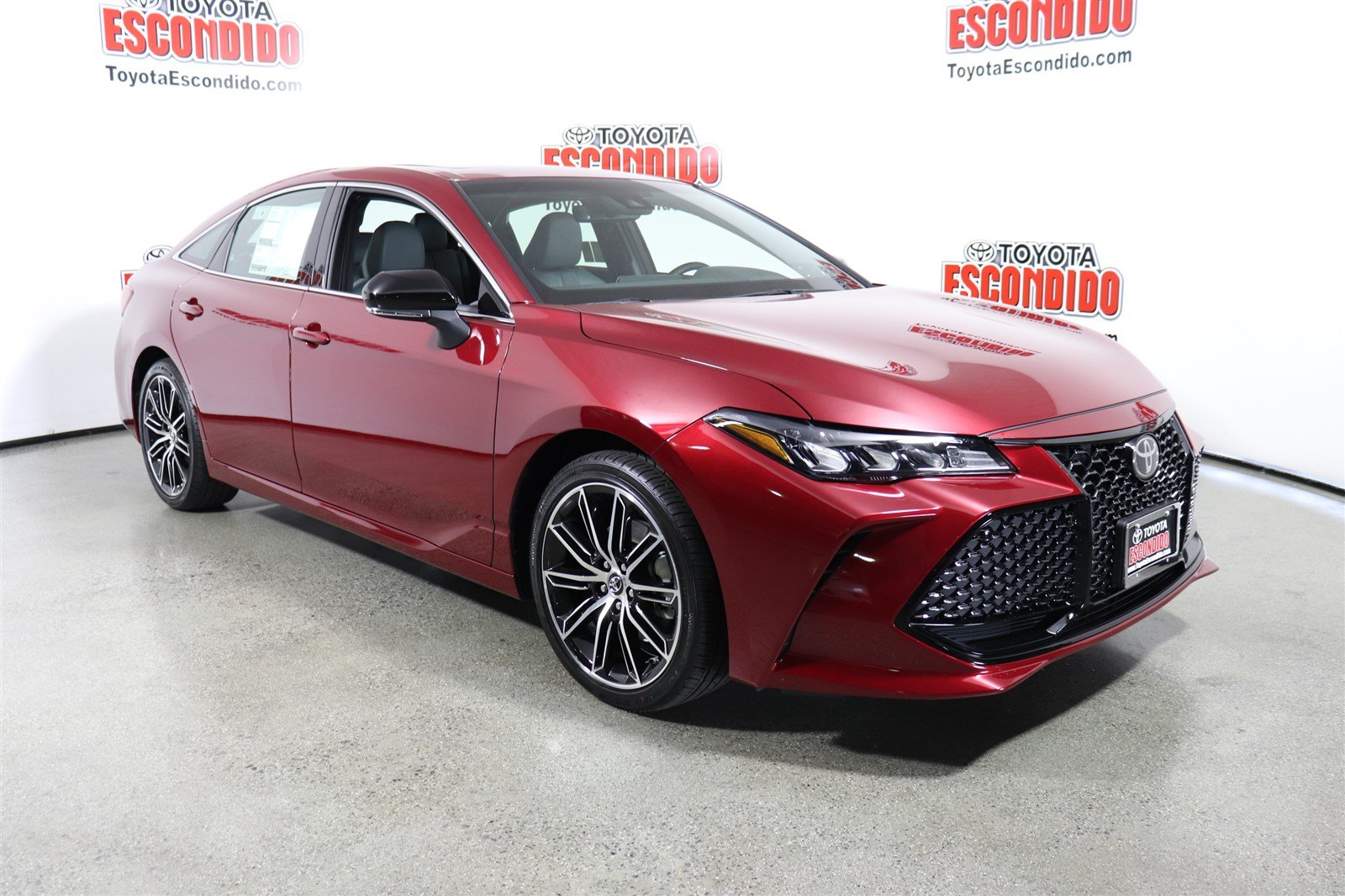 New 2019 Toyota Avalon XSE 4dr Car in Escondido #1019423 | Toyota Escondido