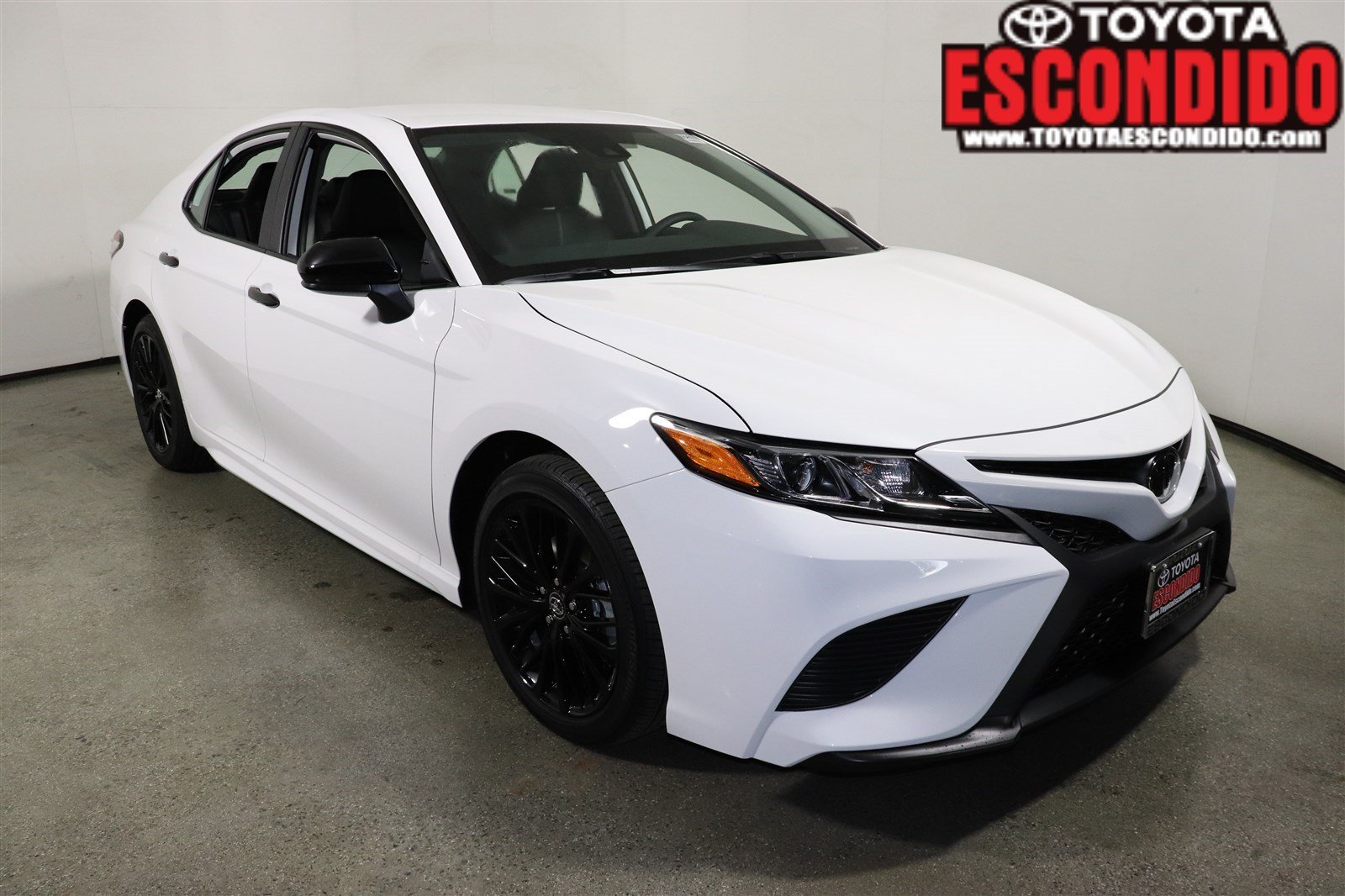 New 2020 Toyota Camry Se Nightshade Fwd 4dr Car