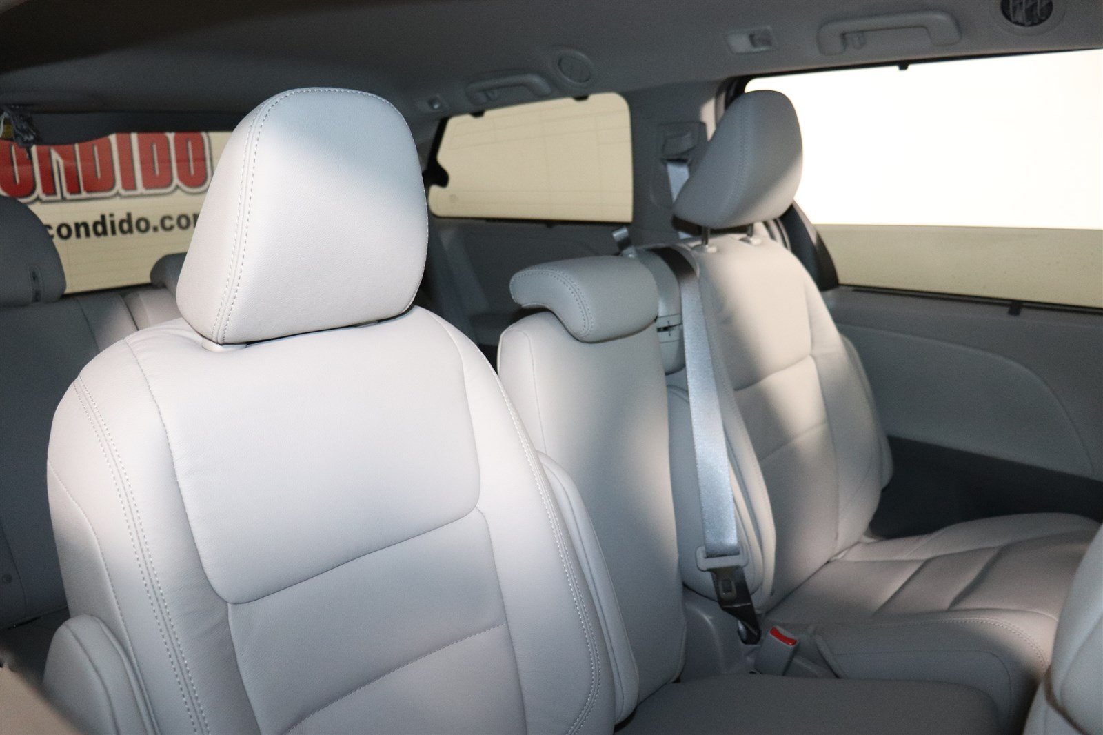 New 2019 Toyota Sienna XLE Premium Mini-van, Passenger in ...